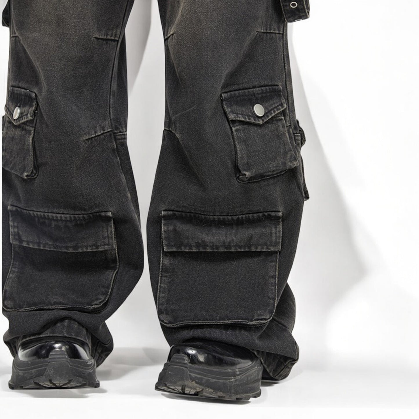 Cargo Pants | Opium Jeans | Y2K Fashion | second close up